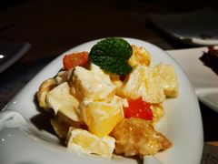 -穹六人间 people 6(岳阳路店)