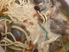 筒骨煲汤-遇见 ·砂师弟与二师兄