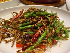豆角茶树菇-闫府私房菜·百年鲁菜(恒隆店)