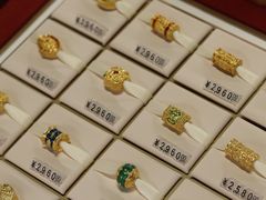 -百联奥特莱斯广场(武汉盘龙店)