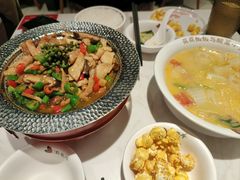 -渝是乎酸菜鱼(龙旗购物中心店)