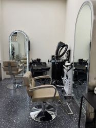 -Hair Co.一间沙龙