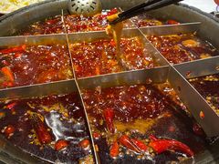 -周小明火锅(黑金冠社区店)