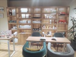 -涂tu指甲日式美甲美睫店