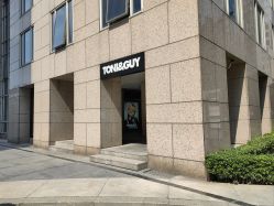 -TONI&GUY