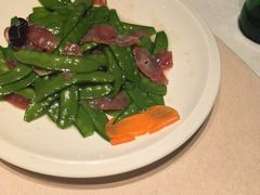 -八府香鸭·啫啫煲(华山路店)