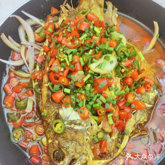 红谷子湘菜(蔷薇国际总店)