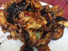 焦糖茄子牛肉粒-桃子餐厅·天津菜(红星路直营店)