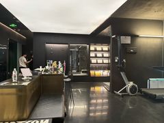 -TOP健身私教工作室(侨香店)