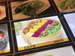 -宝燕海货工场(长江国际店)