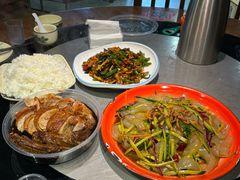 -全家福东北菜(联谊花园宜康苑店)