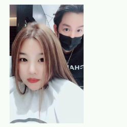 -HAIR CORNER