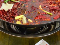 -黄潇洒老火锅(九眼桥宏济巷店)