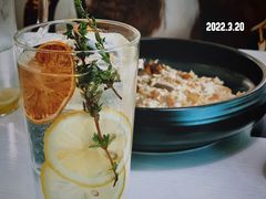 天窗-娜娜家•Nana’s restaurant (爱琴海店)