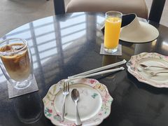 -亚龙湾喜来登·美景台大堂吧