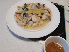 -煲王粤菜餐厅(中侨中心店)