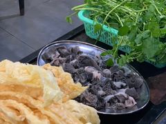 -牛一煲美食(江高店)