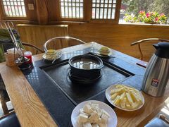 -有一锅·野生菌黑山羊腊排骨火锅(古城北门店)
