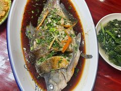 -芦茨金富饭庄·25年老字号·专做稻草鸡