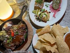 -Chili's Cafe&Bar奇利斯(滨江店)