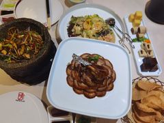 -味+新京宴·烤鸭·北京菜(创意谷店)