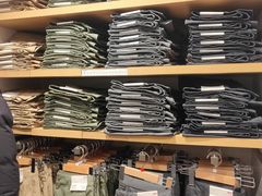 -优衣库(上海金桥太茂店)