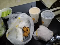 -华莱士·全鸡汉堡(财经学院店)