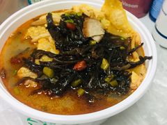 -丽丽三鲜螺蛳粉(田林路店)
