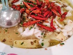 -姚姚酸菜鱼·金戈戈香港豉油鸡(喜荟城联名店)