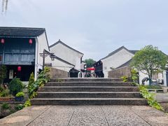 -鲁镇