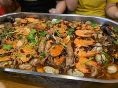 -老东镇啤酒屋海鲜加工·蒸汽海鲜·海鲜烧烤(台东店)