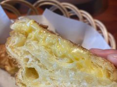 芝心流奶羊角包-麦田工坊(月湖店)