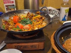 -富正毅三下锅·湘西韵味(天门山索道店)