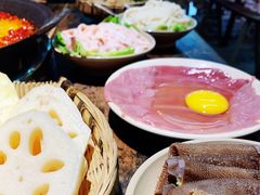 -四小区火锅·巷子里的重庆火锅(花照壁店)