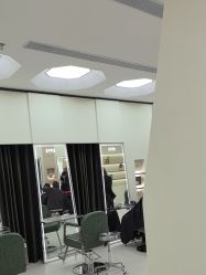 点击看大图 -八佰伴8008星级形象店