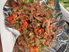 锡纸香菜黄牛肉-渔语鱼新川菜Bistro(万象天地店)