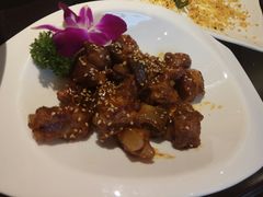 -梧桐树下(云锦世家店)