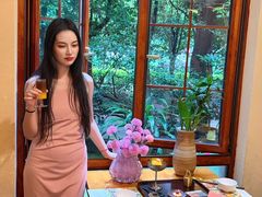 -月亮眼花园餐厅书吧酒吧