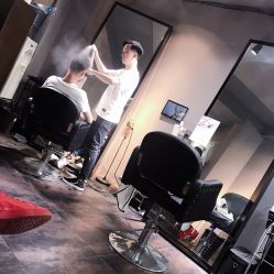 -茶发Salon·烫发染发理发