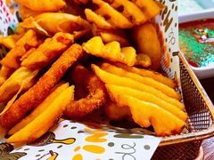 -Famous肥猫墨西哥音乐餐吧(五棵松华熙LIVE店)