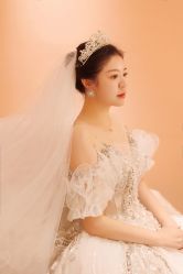-艾米丽婚纱礼服