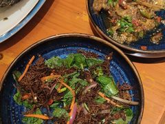 -老滇山寨•云南特色菜•地方菜•民族风情歌舞表演(金碧店)