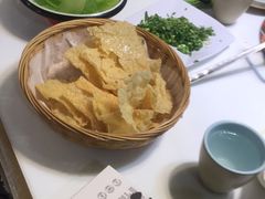 -洪氏嗨捞·猪肚鸡火锅(阳光天地店)