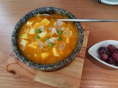 石锅手拆蟹黄豆腐-宴南庭·闽味私房菜