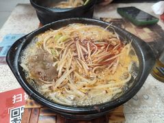 -砂锅米线
