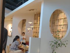 -蜜桃餐厅·伴山(绿宝广场店)