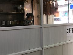 -煲煲香快餐(南京路店)