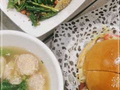 -繁仔牛杂(石排店)