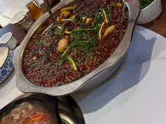 -乡土特色.冷锅鱼.牦牛肉汤锅