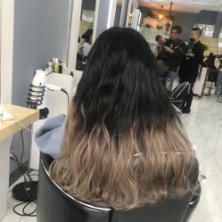 -DL HAIR SALON